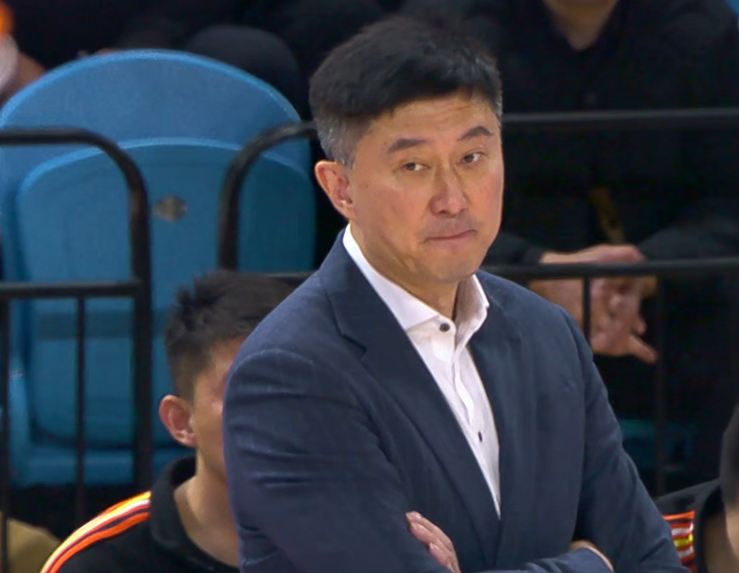 OD体育-恭喜！徐昕收获CBA颁发的大奖 球迷：杜锋怎么看？